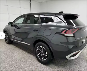 2023 pour Kia Sportage Hybrid SX-Prestige Sièges en cuir intérieur foncé à direction gauche R19 Taille des pneus - Product Image 2