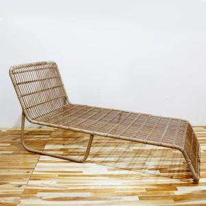 Ensemble de salle à manger de jardin en métal Comehome avec coussins pour un mobilier d'extérieur classique et durable - Product Image 1