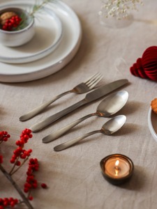 Elegante juego de cubiertos clásicos de acero inoxidable dorado, perfecto para cenas formales, fiestas, Catering, eventos, uso de oficina y comedor en casa - Product Image 5