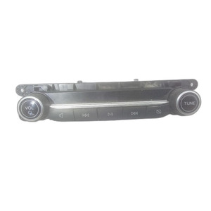 Comandi di controllo radio per FORD Kuga Serie (DFK) LJ6T-18K811-CB (19>) - Product Image 1