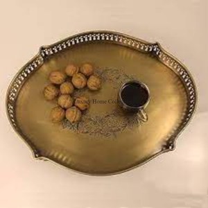 Diseño floral Color dorado Brillante Plateado Bandeja para servir alimentos Aspecto admirable Juego de 2 Última llegada Suministros para hoteles y restaurantes - Product Image 4