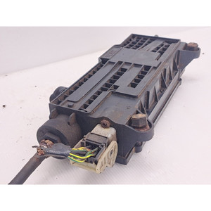 เบรกจอดรถไฟฟ้าแลนด์โรเวอร์ ดิสคัฟเวอรี่ ซีรีส์ IV AH22-2C496-AF 276DT (10>) - Product Image 3
