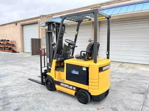 Chariot élévateur diesel CAT FD50 d'occasion, capacité 2/2,5/3 T, garantie 2 ans - Product Image 4