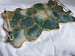 Bandeja de servicio de resina de Venta caliente con asa Bandeja de desayuno decorativa Bandejas de servicio de resina epoxi a un precio asequible - Product Image 3