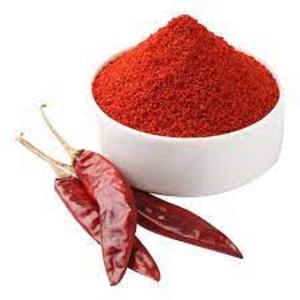 Piments rouges séchés légèrement épicés en poudre et granulés en vrac en sac provenant des Pays-Bas - Product Image 4