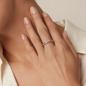 แหวนสัญญา Jeulia Starry Encounter รุ่นทูโทนทวิสต์สตาร์ - Product Image 4
