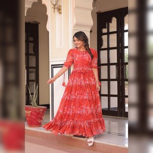 Indian Boutique Exclusivo Suave Georgette Hermoso Impreso Fiesta Desgaste Saree Elegante con Blusa para Desgaste Étnico - Product Image 1