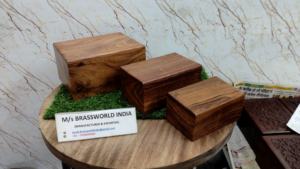 Amplia Selección de urnas de cremación de madera modernas antiguas para cenizas humanas y mascotas adultas, funerales de cenizas conmemorativas - Product Image 4