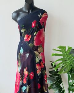 Sarees en soie douce Georgette pour femmes traditionnelles avec pièce de chemisier imprimé et matériel de robe en coton à grande bordure épaisse - Product Image 2