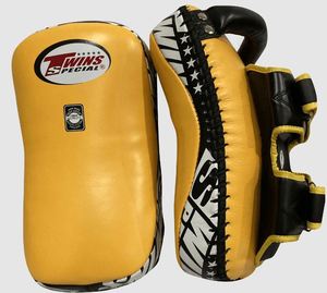 Twins Style Muay Thai Kick Pads Almohadillas de entrenamiento curvas de cuero PU para boxeo, MMA y Kickboxing con logotipo personalizado OEM - Product Image 3