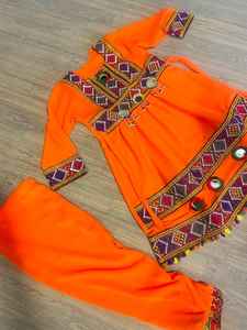 Nuevo Diseño 2025, Vestido Tradicional Afgano Kuchi para Mujer, Encaje Vintage, Cremalleras, Manga Larga, Calidad Premium - Product Image 4