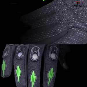 Gants de course en cuir de conception personnalisée à des prix abordables Gants de motocross fabriqués au Pakistan - Product Image 6