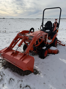 Tracteur Kubota BX23S, moteur diesel 24 CV, usage agricole - Product Image 2