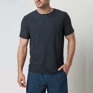 Venta al por mayor 100% algodón orgánico hombres camiseta logotipo personalizado bajo MOQ gimnasio ajustado estilo casual con diseño ligero - Product Image 4