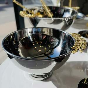 Elegante soporte dorado con diseño de rama de Lirio de Cala nórdica, cuenco decorativo pulido con espejo para presentaciones de mesa y servicio de comida - Product Image 2