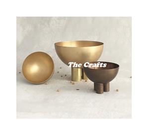 Bol de service couleur argent en acier inoxydable avec base en bois Vaisselle de qualité de luxe Bol décoratif pour fruits et chocolat - Product Image 2