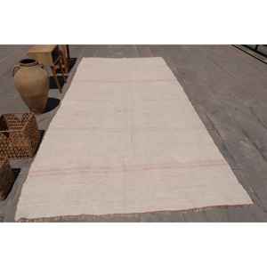 Alfombra Turca Vintage Grande de 5.5x11.6 pies, Alfombra Blanca con Plantas y Árboles Rojos - Product Image 1