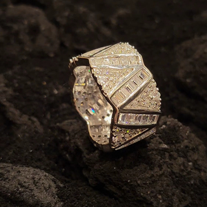 Bague unisexe de luxe tendance en moissanite qualité VVS, plaquée or 18 carats, certifiée IGI, taille brillant, bijoux en argent 92,5% - Product Image 1