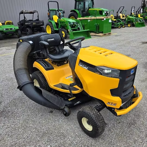 Tondeuse autoportée Cub Cadet LX42 de qualité supérieure, haute performance, structure robuste, idéale pour les grands terrains et les jardins. - Product Image 1