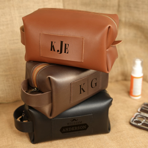 Neceser de Cuero Personalizado, Bolsa de Aseo Hecha a Mano - Product Image 5