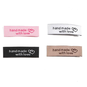 ป้ายนูนสำหรับใส่เสื้อผ้าและรองเท้าทำจาก3D เป็นมิตรกับสิ่งแวดล้อมออกแบบโลโก้ได้ตามต้องการ - Product Image 1