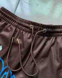 Pantalones cortos de malla en blanco de colores altos personalizados Pantalones cortos de baloncesto de malla de poliéster Pantalones cortos de malla personalizados de doble capa y servicio ODM/OEM - Product Image 2