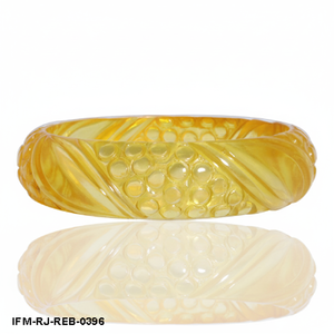 Bracelet en résine ambre miel Harvest Leena, sculpté à la main, texturé, rétro, pour femmes - Product Image 5