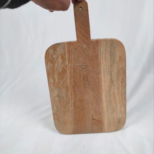 Planche à fromage et planche à découper en bois faits à la main, écologiques, de style moderne, design personnalisable, bois d'acacia, usage domestique et commercial - Product Image 1