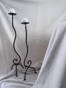 Tourbillon design grand bougeoir décoratif décor à la maison sol métal bougie piliers pour salon intérieur et extérieur bougies piliers - Product Image 5