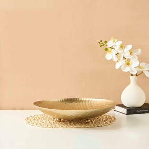 Tazón Redondo de Aluminio Hecho a Mano, Diseño Clásico y Elegante, Acabado Pulido, Apto para Alimentos, Porta Frutas y Adorno de Mesa para Fiestas - Product Image 1