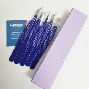 Pince à épiler professionnelle en acier inoxydable de haute qualité à 90 degrés Extensions de cils Outil pointu à pointe en fibre durable - Product Image 4