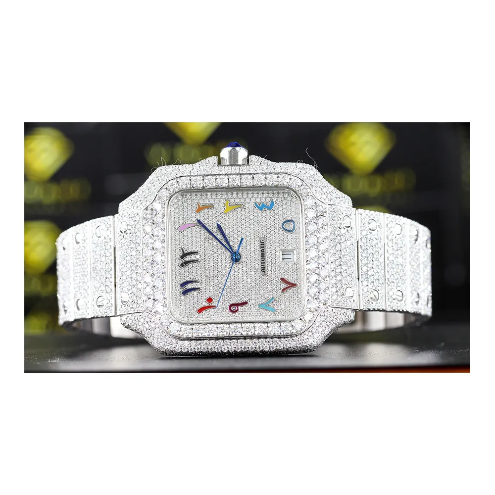 Pemasok grosir es keluar VVS kejelasan Moissanite berlian bertatahkan jam Analog tersedia dengan harga yang kompetitif