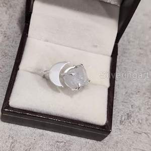 Bague pour femme en pierre de lune arc-en-ciel naturelle, pierre de naissance de juin, croissant de lune, bijoux faits à la main, bague en argent sterling 925 - Product Image 3