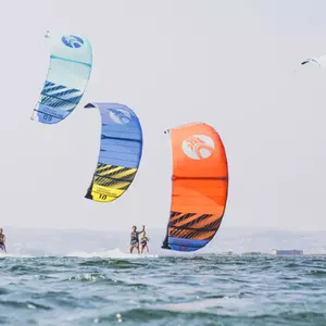 गर्म 2022 Cabrinha कॉन्ट्रा 1 अकड़ सर्फिंग पतंग 14m लाल रंग और हल्के नीले रंग के लिए पतंग Kiteboarding और Kitesurfing पतंग