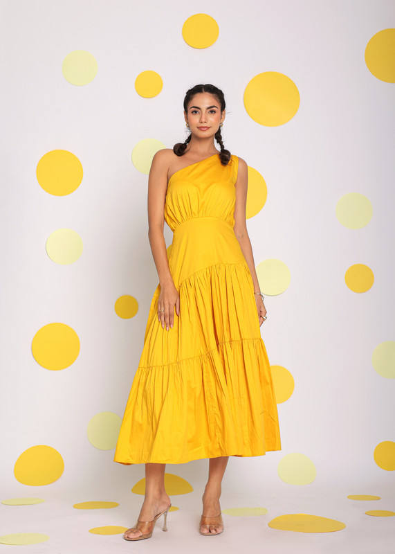 สีเหลือง