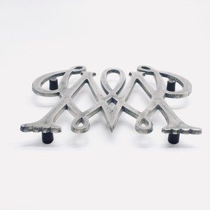 Dessous de plat en métal argenté Nouveauté Dessous de plat de cuisine décoratif en gros Dessous de plat élégant indien pour les cuisines de l'Inde - Product Image 3