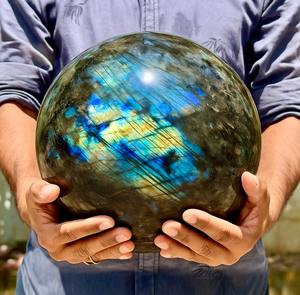 Vente en gros de pierres de guérison en cristal de labradorite polie de qualité supérieure MUNTAHA AGATE, boule de 150 à 250 g, énergie, méditation, Reiki, Feng Shui à domicile - Product Image 1