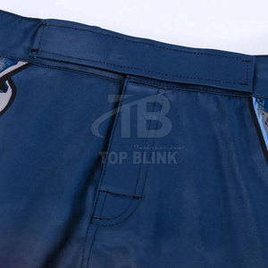 Pantalones cortos deportivos MMA para hombre de gran oferta, ajuste holgado, poliéster hecho con patrón sólido, estilo deportivo - Product Image 4