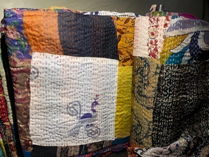 Patch en soie de qualité supérieure Dupatta pour femmes étole en soie artisanale traditionnelle tenue festive et ethnique au meilleur prix - Product Image 2