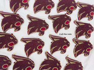 Stylish Customized Seed Beaded Mini Purse <b>Pouch</b> Women's Jagua Golden and Maroon custom coin purse - Product Image 4