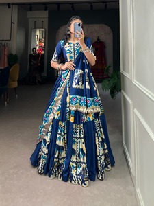 Nueva elegancia de rayón y seda estampada con Gota Patti y encaje de cauri Lehenga Choli Indian Expoert y suministro al precio más bajo - Product Image 2