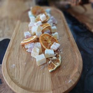 Bandeja de madera dura para servir dulces, chocolates, tablero para servir desayuno, comida, bar, decoración de cocina para el hogar, regalos de boda, restaurante - Product Image 4