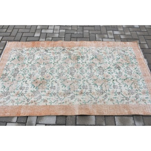 Tapis de 3,7 x 6,8 pieds, tapis turc vintage, tapis en laine à imprimé animalier orange et vert - Product Image 3