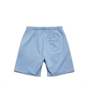 Achetez maintenant des shorts de sport de haute qualité pour hommes, en tissu éponge uni, avec poche arrière, broderie et impression personnalisées - Product Image 2