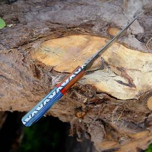 มีดทำมือ DIY เหล็กดามัสกัส สำหรับล่าสัตว์และตั้งแคมป์ ใบมีดแบบ Fixed Blade ด้ามไม้สีสันสดใส ปรับแต่งได้ พร้อมปลอกหนัง OEM - Product Image 3