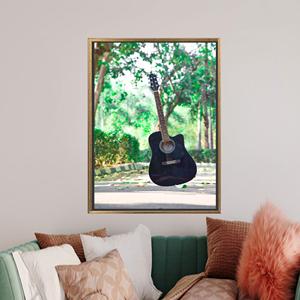Affiche élégante sur toile imprimée : œuvre d'art moderne sur le thème de la guitare pour les amateurs de musique, encadrée en or. - Product Image 1