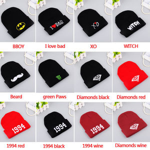 Gorro a rayas con bordado 3D de diseñador personalizado, gorro de calle para hombres y mujeres, gorro de punto sin puños - Product Image 3