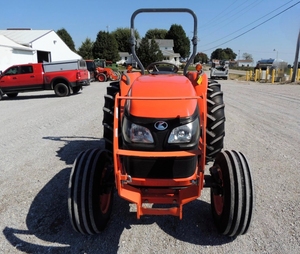 Tracteur utilitaire 2 roues motrices haute performance Kubota à prix réduit, certifié Eco Plus et livré gratuitement - Product Image 3