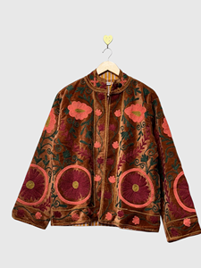 Veste en velours brodée de fleurs, col mandarin, manches longues, style Prairie Chic, vêtements d'hiver pour femmes grandes tailles - Product Image 4