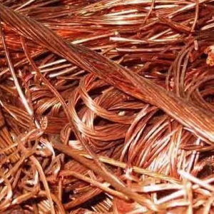 เศษลวดทองแดงสีแดงคุณภาพสูงที่ไม่ผสมโลหะ |   ความบริสุทธิ์ของทองแดง 99.9% |   บริการเชื่อมและตัดสายเคเบิลคุณภาพสูง - Product Image 1